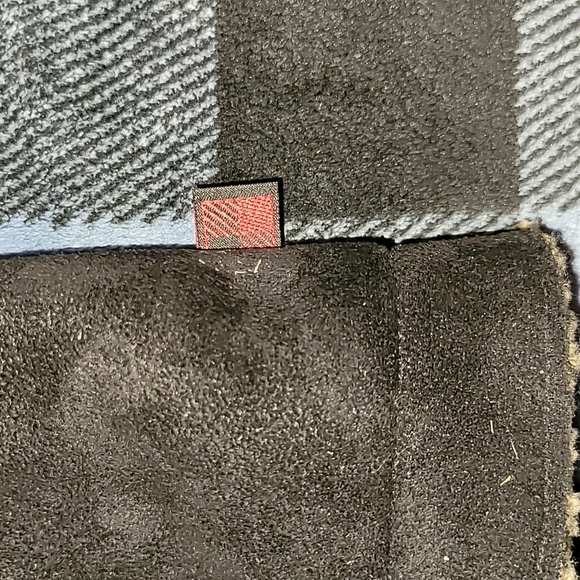 Woolrich. Faux-suede Full-zip vest. Poly-blend Liner. Women's size XL. - Picture 2 of 16